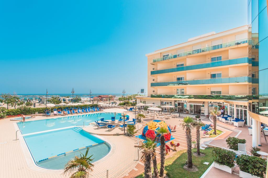 Hotel Valverde & Residenza Cesena Bagian luar foto